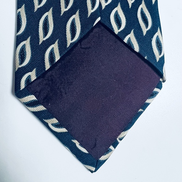 Paul Fredrick Tie - Picture 4 of 6